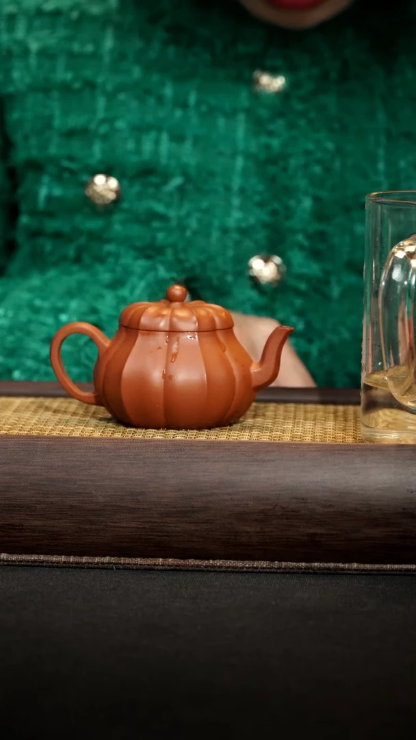 【闪购商品】紫砂茶壶伯芳菱花100毫升