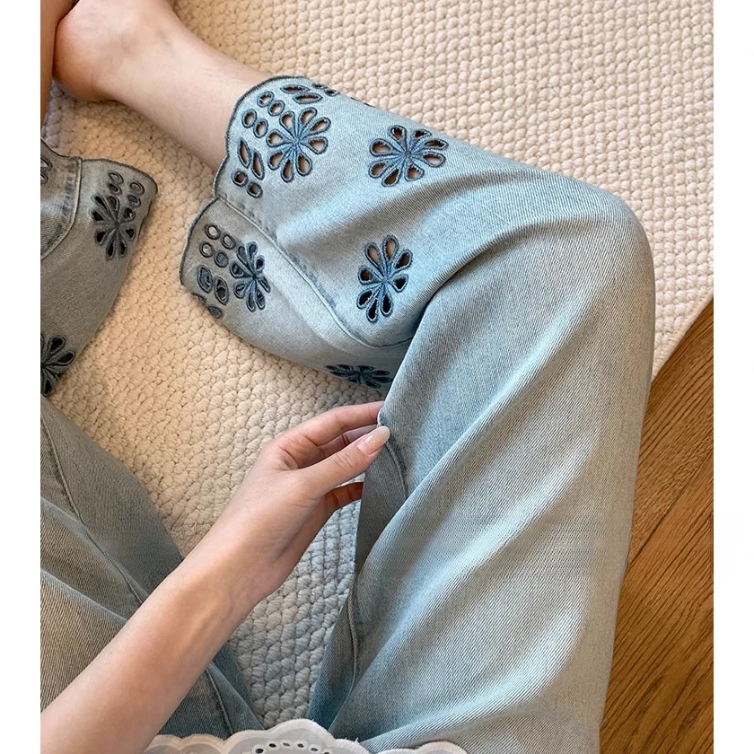设计感镂空刺绣花边牛仔裤女夏季薄款梨形身材高腰显瘦阔腿九分裤