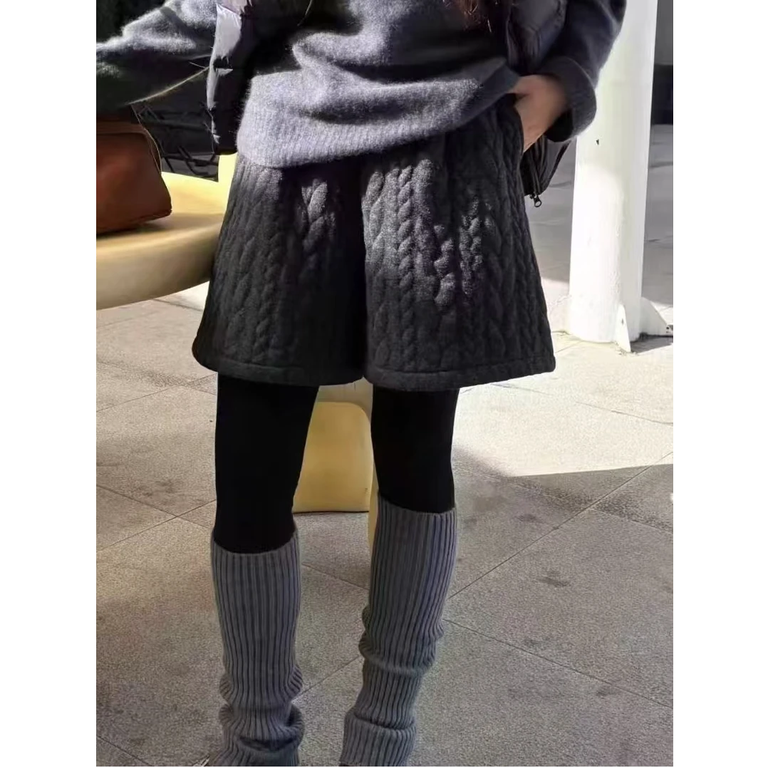 【苗姐优选】羊毛慵懒风高腰休闲加厚短裤3321A