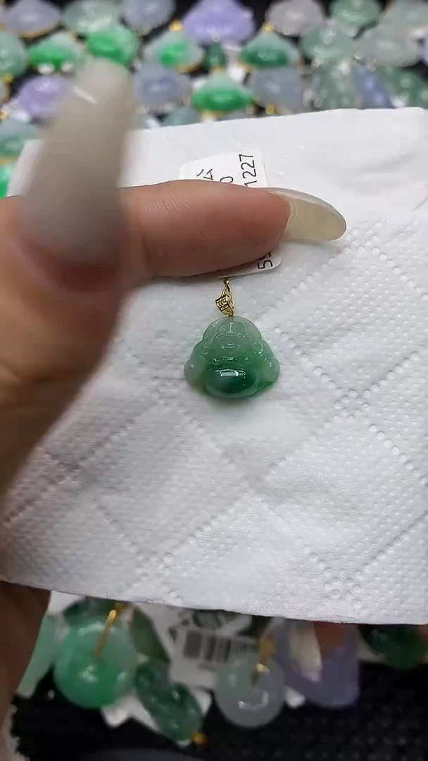 颈饰18K金镶嵌翡翠11111111111