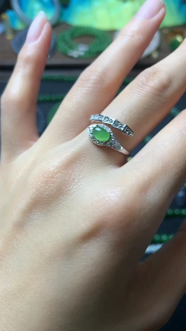 【闪购商品】和田玉戒指银S925镶嵌戒指