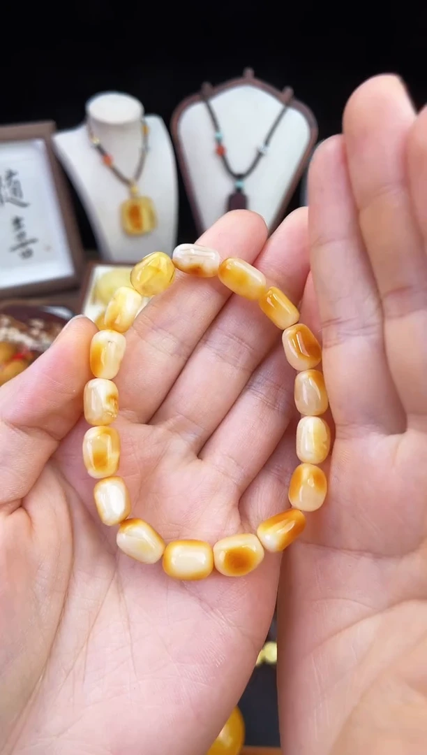 琥珀未镶嵌珠宝奇石柒月