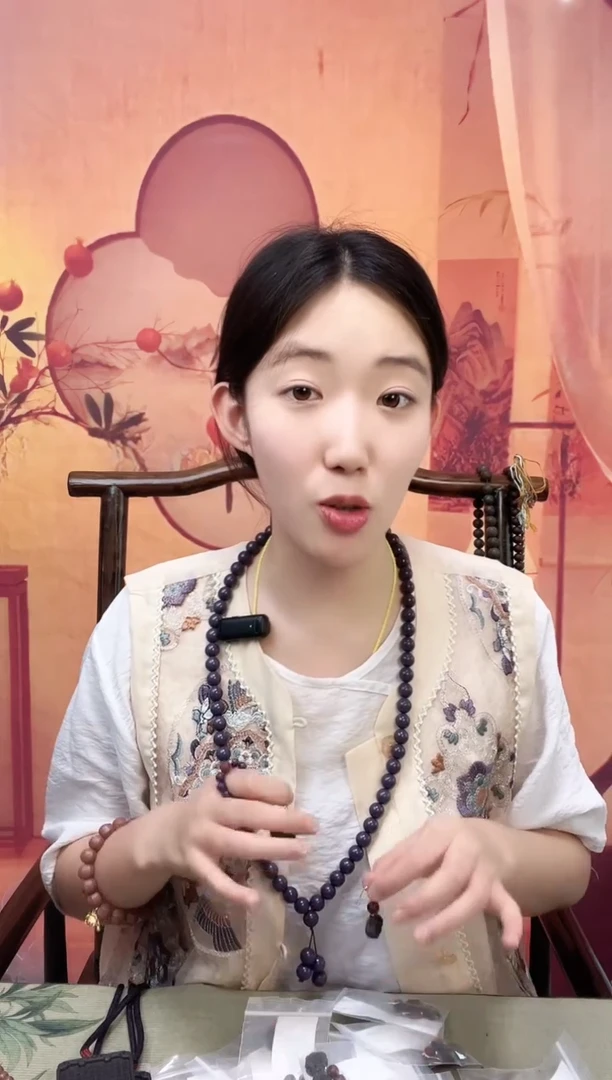 玉兰招财纳福耳坠一对