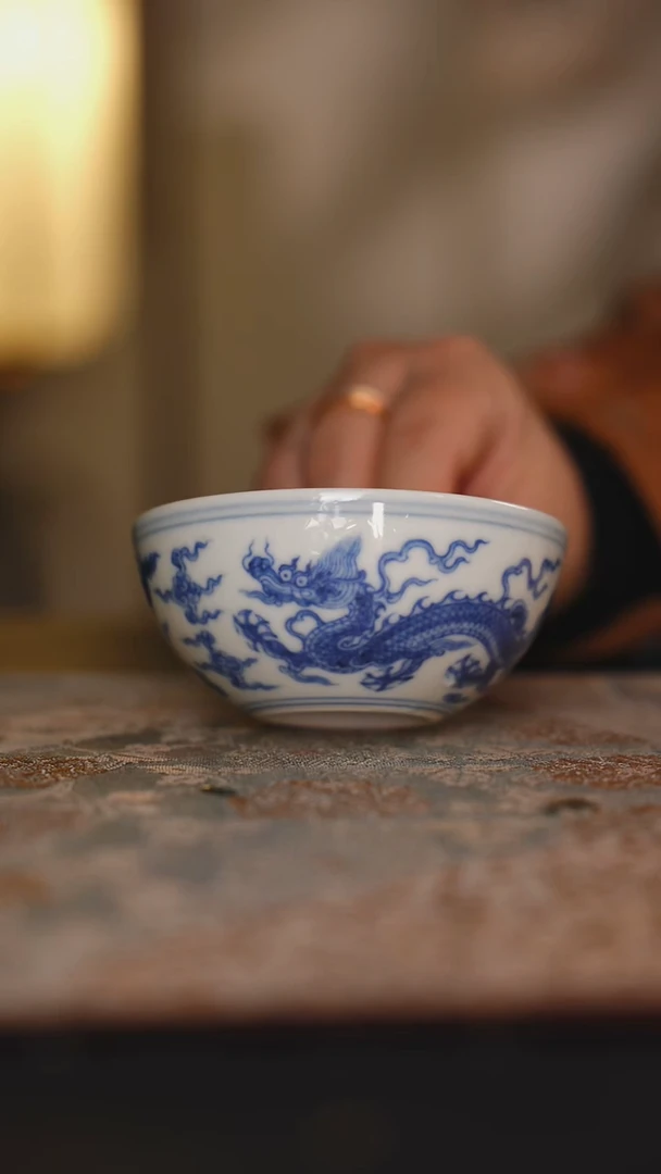 启承100CC龙纹卧足主人杯