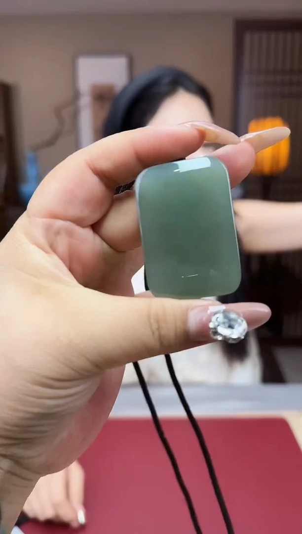 珐琅足银甄选好物 | 粉鸭蛋青无事牌吊坠