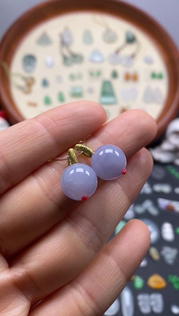 颈饰未镶嵌翡翠紫珠子1对/芬