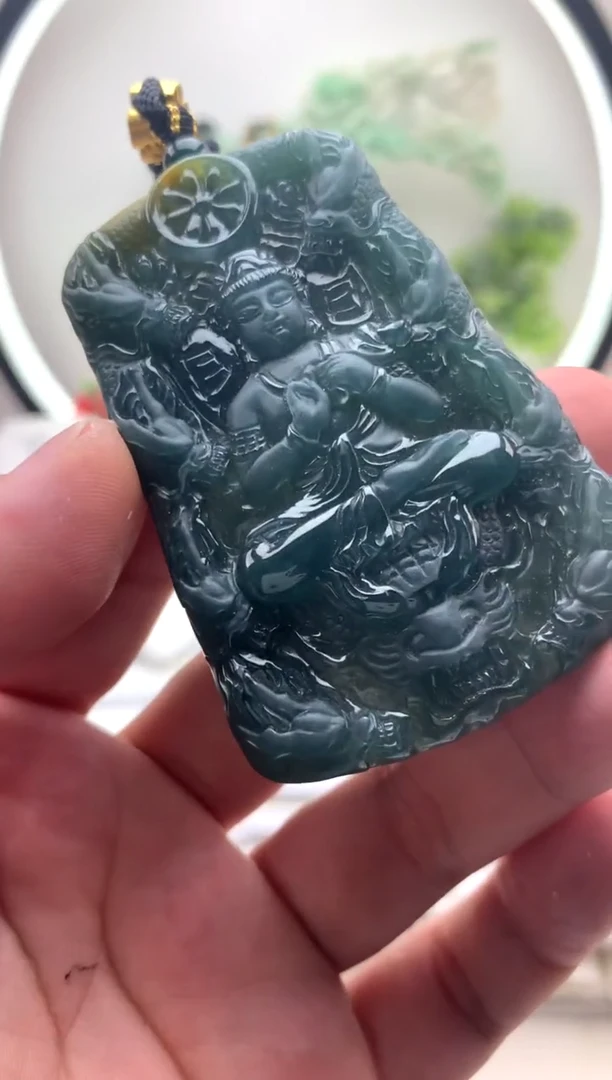颈饰未镶嵌翡翠大势至