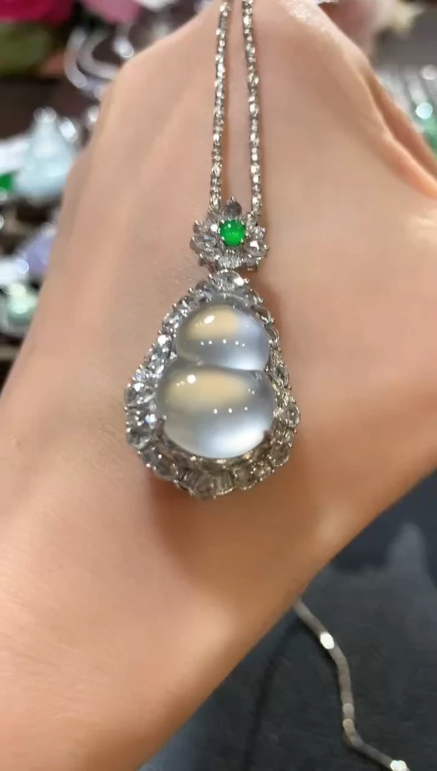 吊坠(不含链)18K金镶嵌翡翠n103