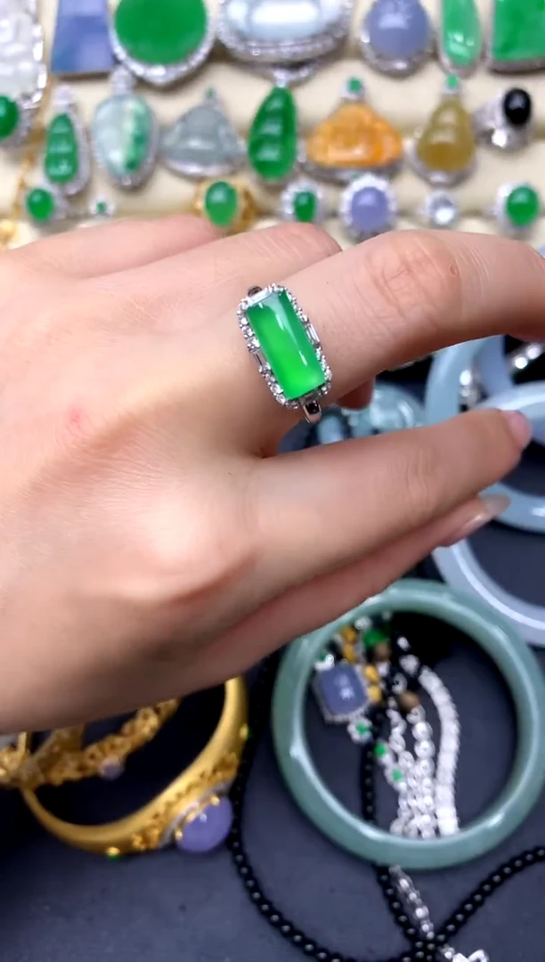 【闪购商品】翡翠戒指18K金镶嵌316-中国好珍宝