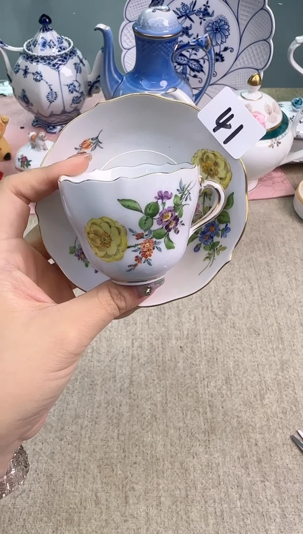瓷片泡泡家的瓷器真好看