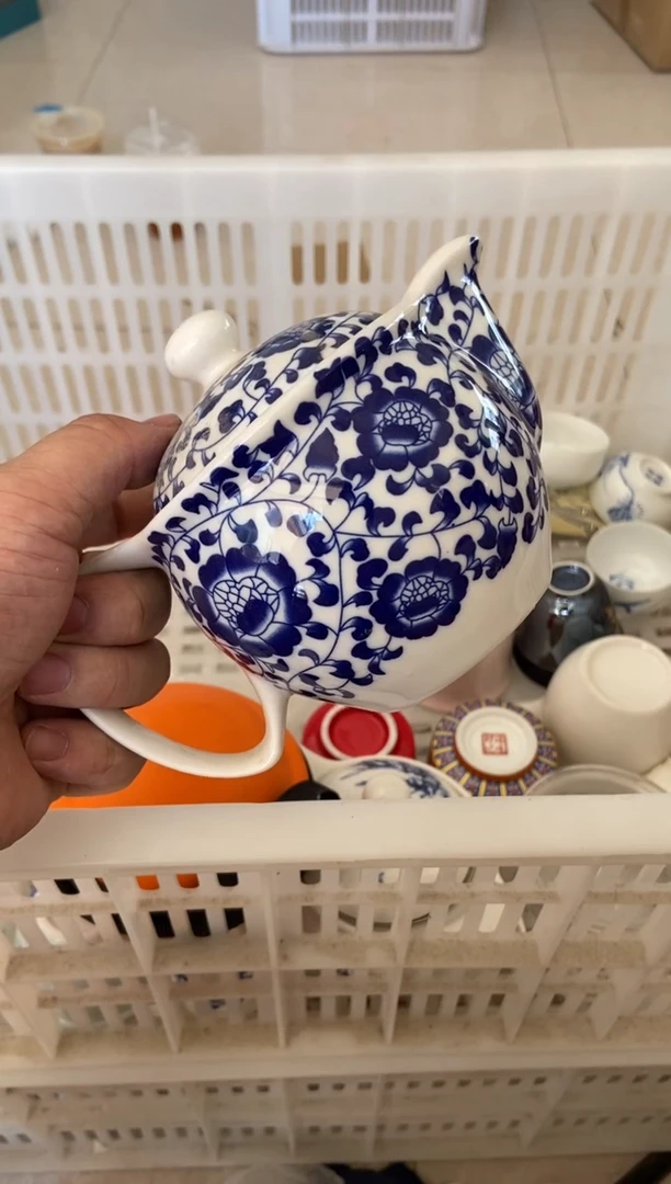 杯无运费险有瑕疵的摄影的产品有使用过的痕迹有点脏介意勿拍