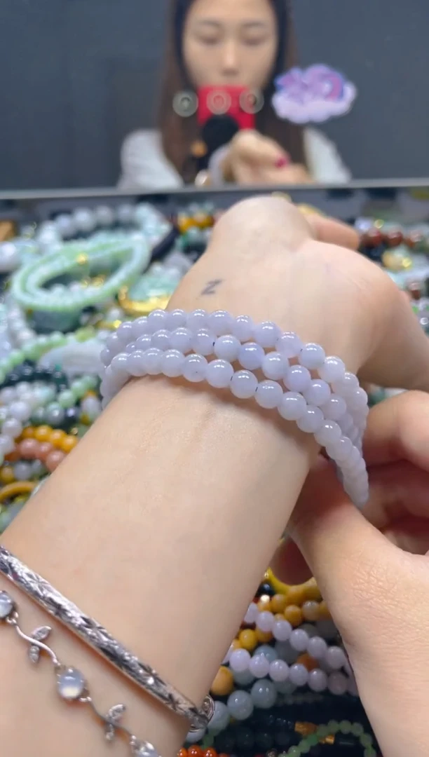 颈饰未镶嵌翡翠5MM/T/翡翠A货，一件也是批发价