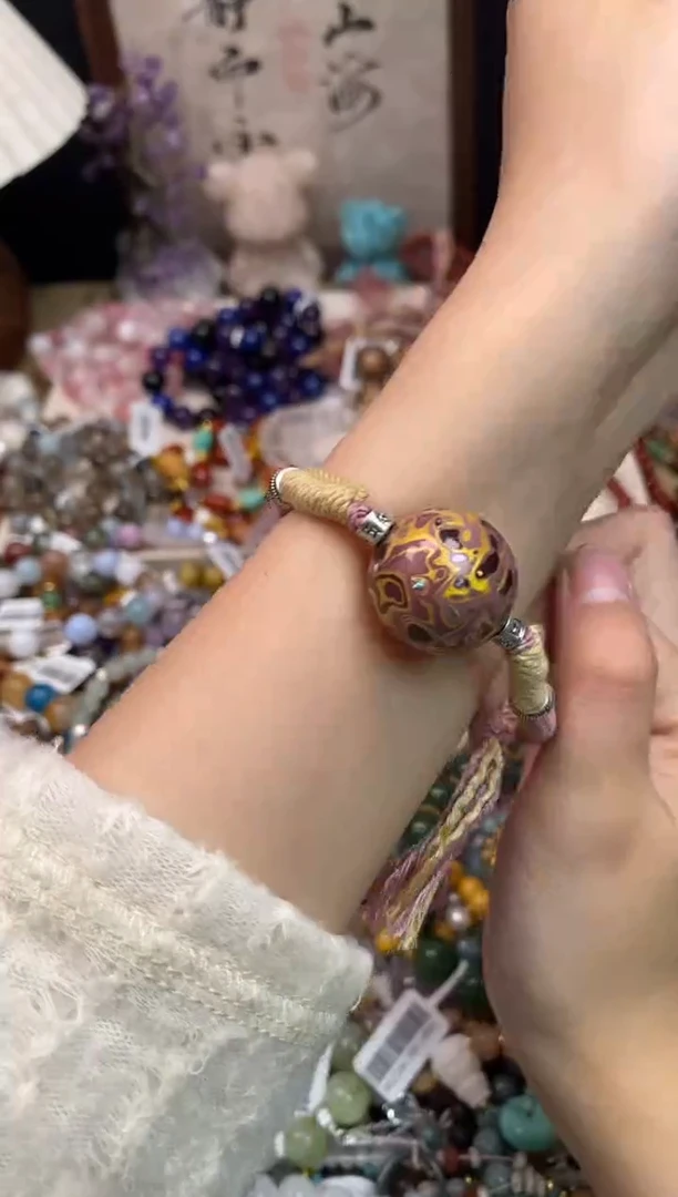 未镶嵌石英质玉手饰423