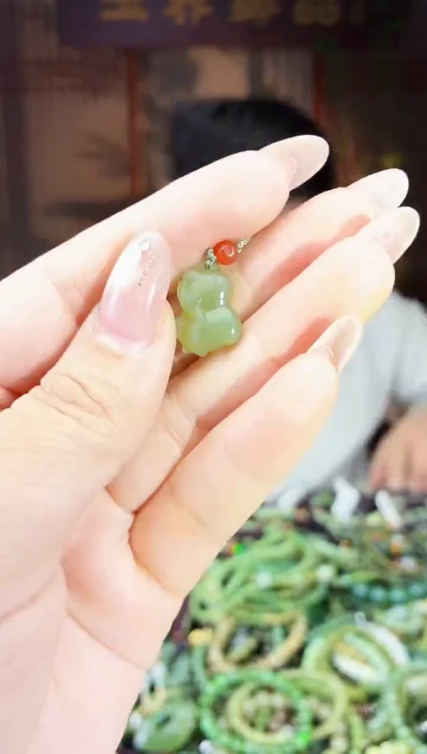 颈饰未镶嵌和田玉多样性发货拍一发一