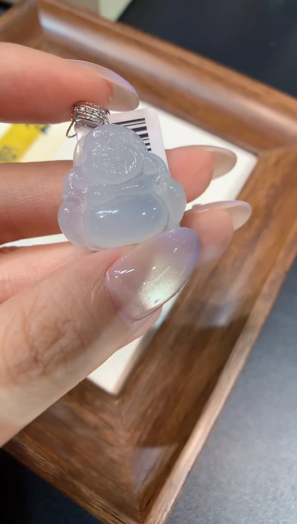 颈饰18K金镶嵌翡翠佛公