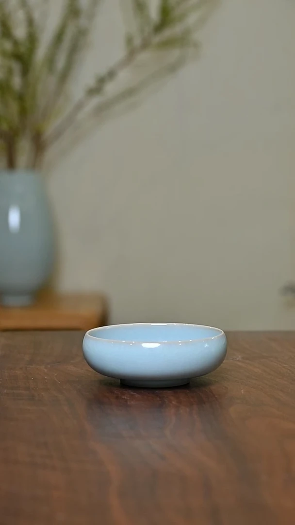 80#禅定杯 天青 微瑕 朱法喜款