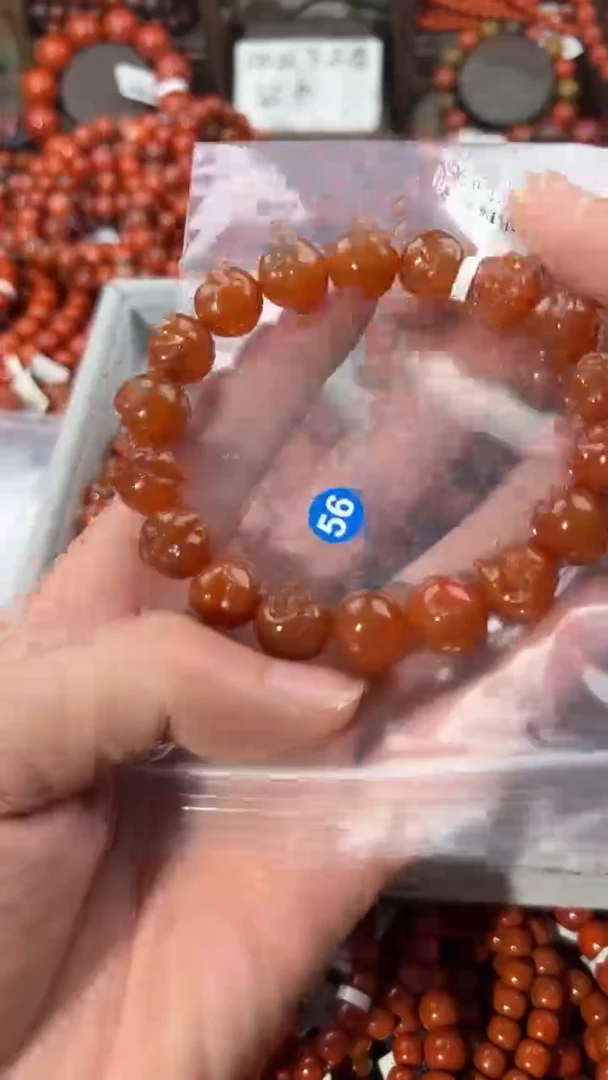 南红玛瑙手串未镶嵌12+