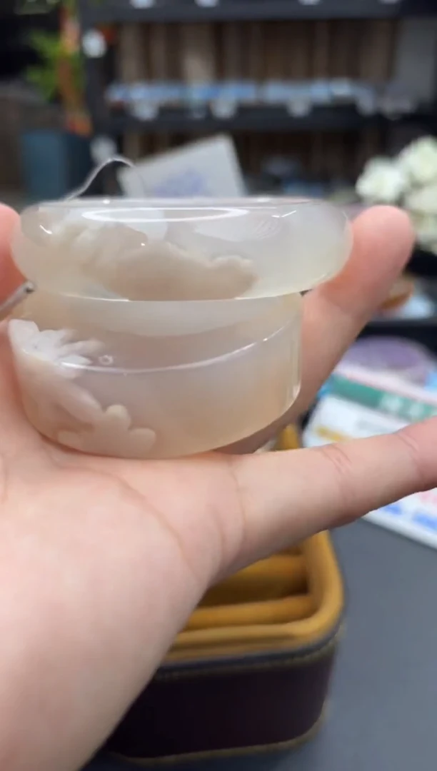 未镶嵌手镯石英质玉675(61圈赠送镯心)