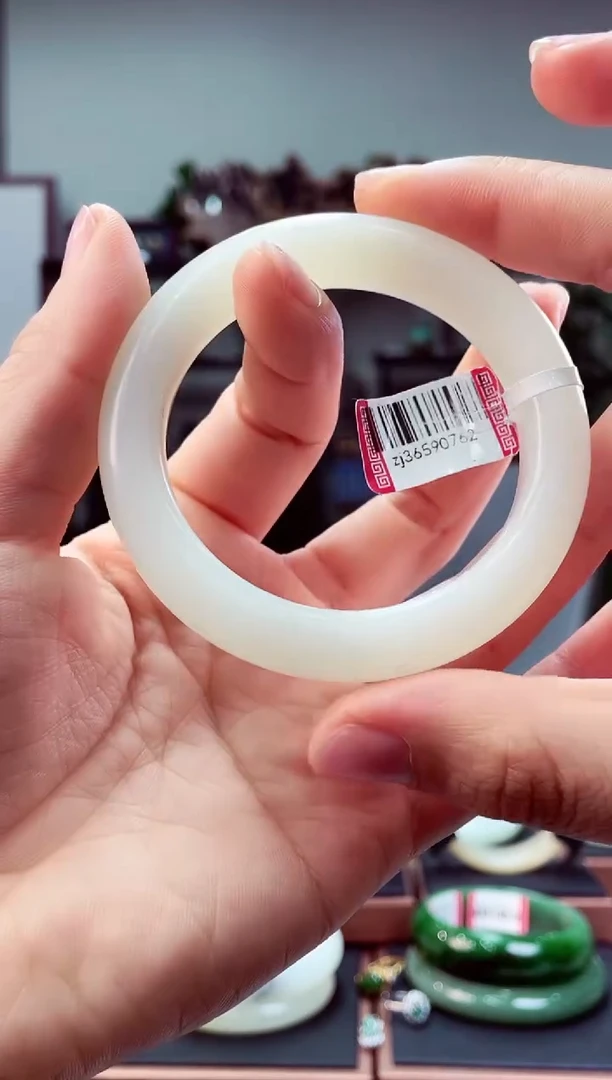 和田玉手镯未镶嵌54白玉36590762