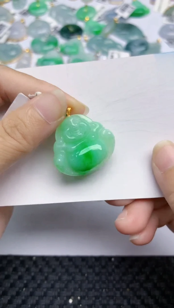 翡翠18K金镶嵌颈饰天然翡翠A货