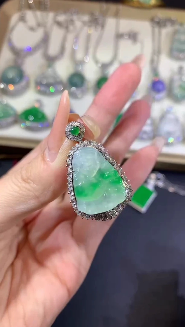 吊坠(不含链)18K金镶嵌翡翠41-米爷