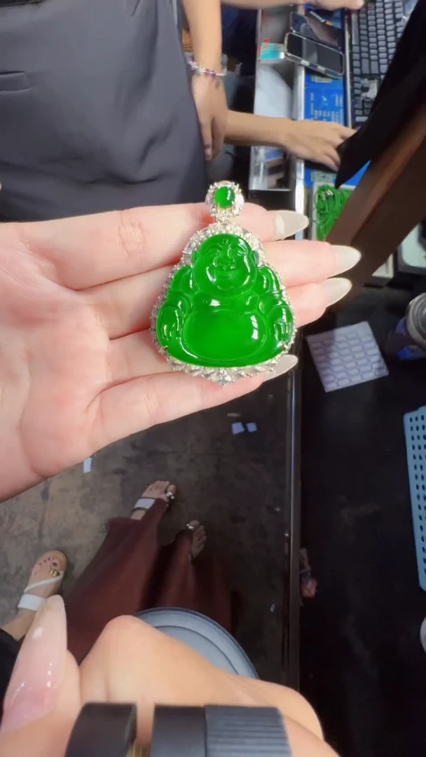 未镶嵌定制翡翠翡翠A货有轻微色差属于正常现象，佛公多样性发货1