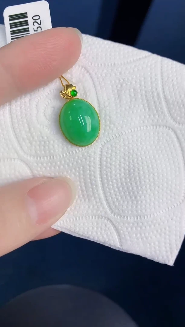 颈饰18K金镶嵌翡翠天然翡翠缅甸A货