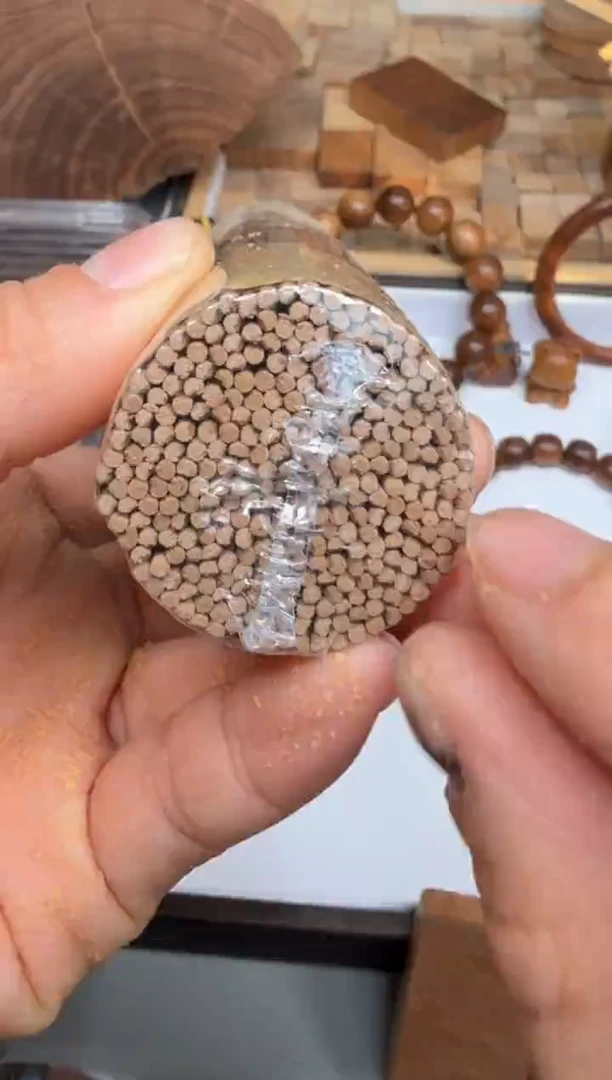 檀香木其他风化料线香100克