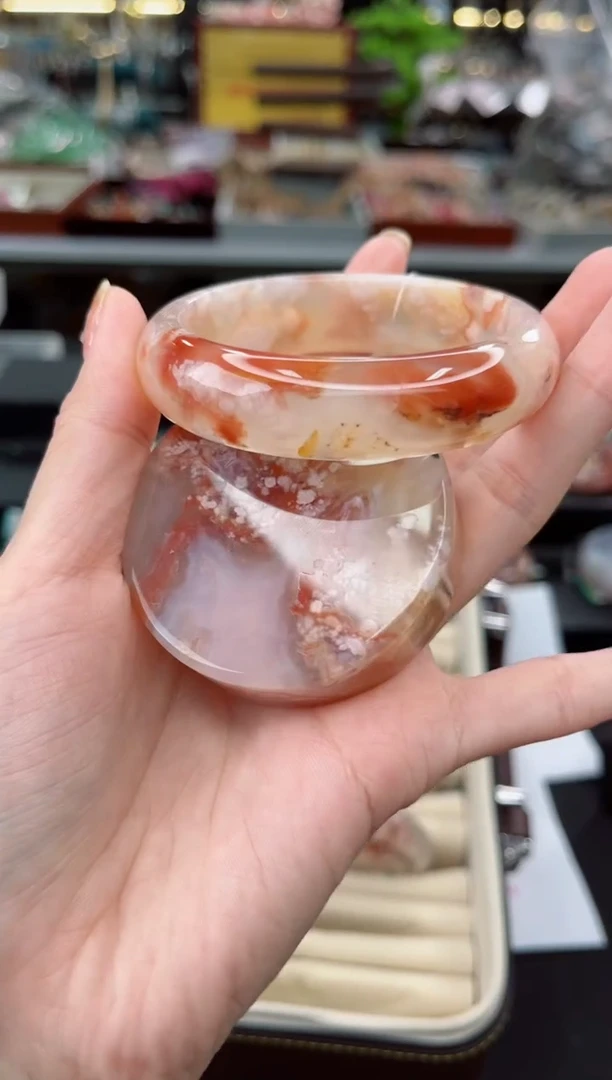 【闪购商品】石英质玉手镯未镶嵌57圈口（赠品镯心）6821049