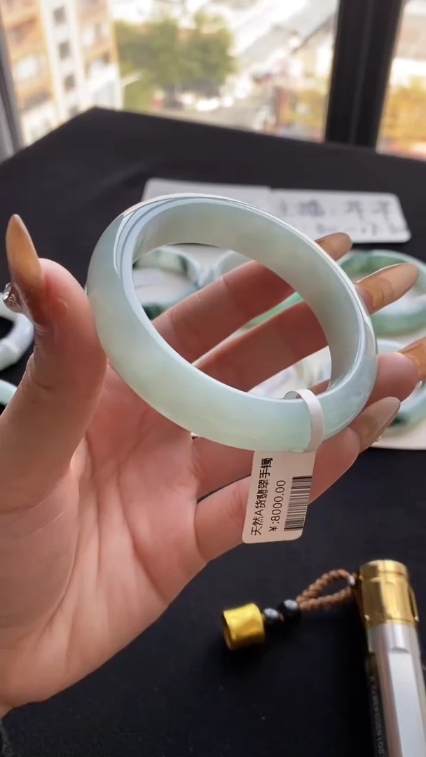 【闪购商品】翡翠手镯未镶嵌58正圈--不退不换