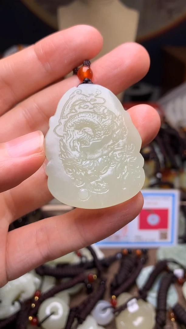 颈饰未镶嵌和田玉新疆料青海料清水和田玉吊坠