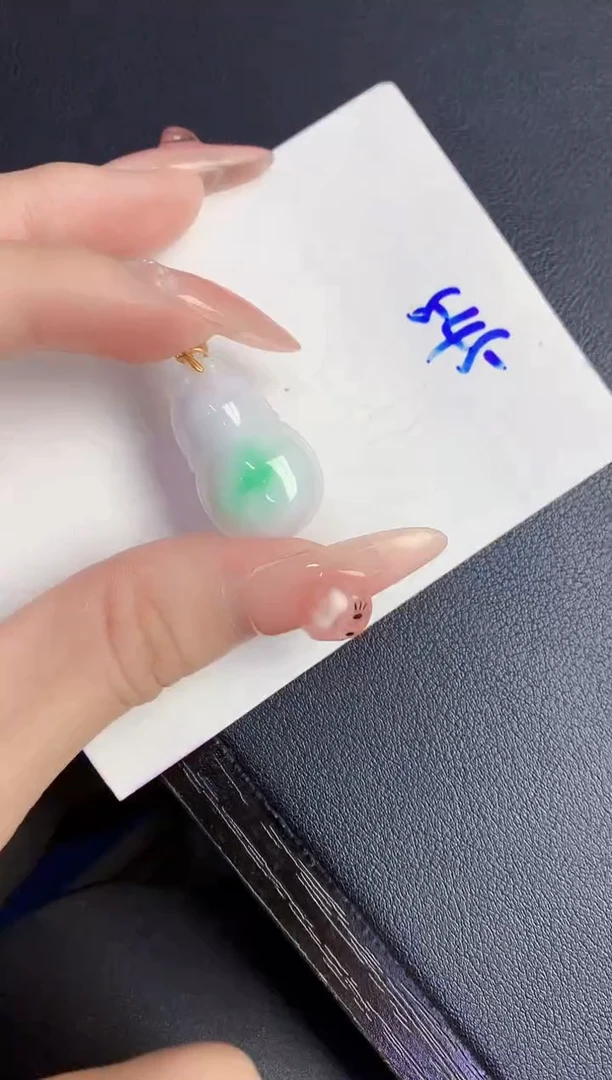 颈饰未镶嵌翡翠缅甸天然翡翠A货
