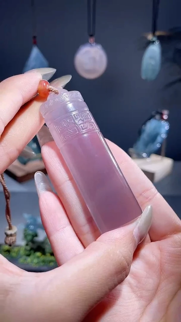 未镶嵌颈饰玛瑙/玉髓挂件