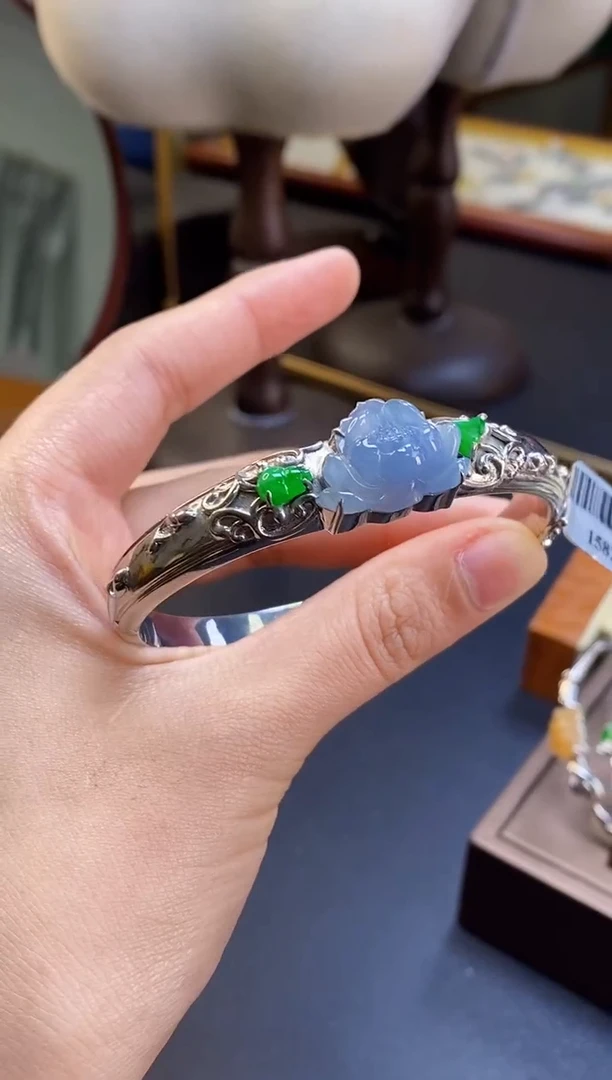 颈饰银S925镶嵌翡翠15226