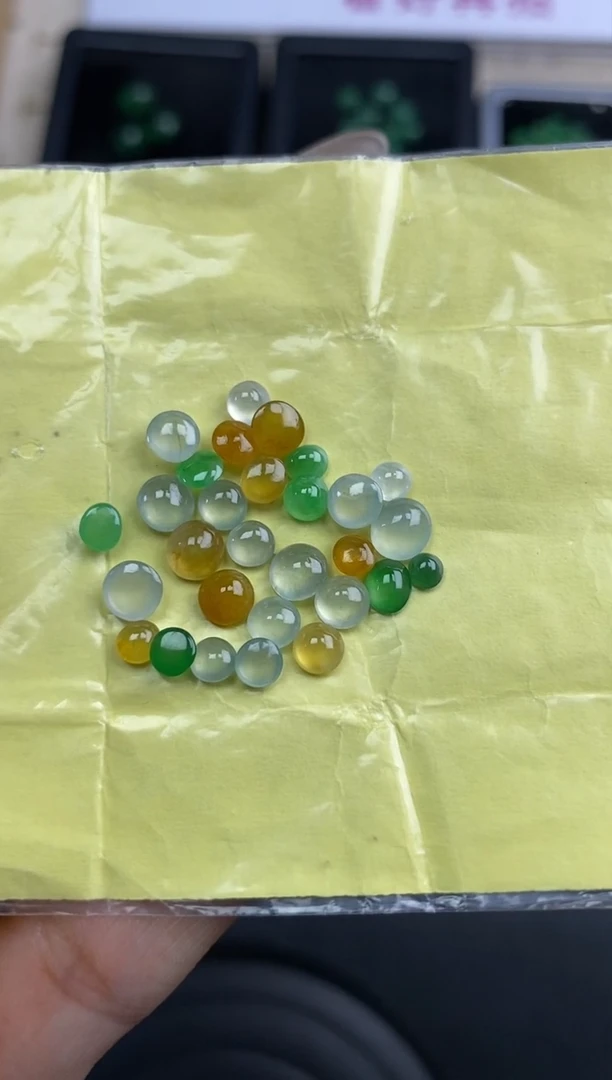 定制翡翠未镶嵌天然翡翠蛋面27