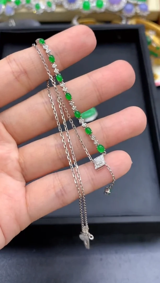 颈饰18K金镶嵌翡翠508-中国好珍宝