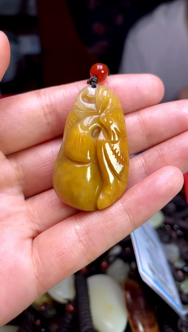 和田玉未镶嵌颈饰1