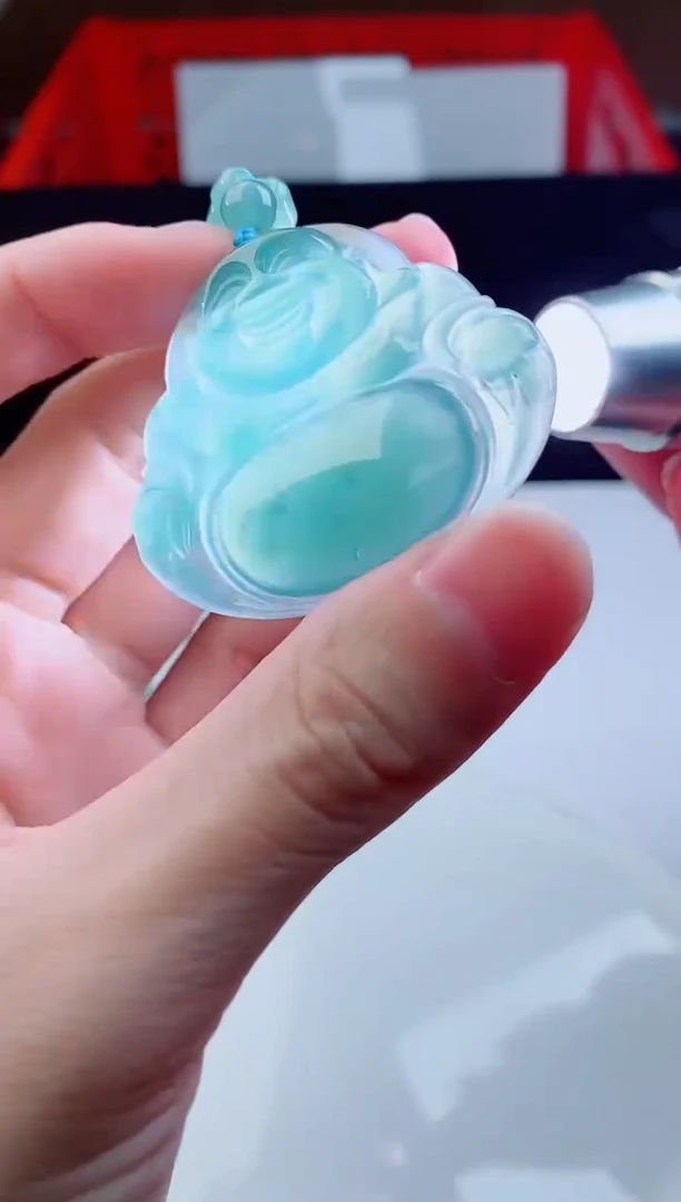颈饰未镶嵌翡翠     ·