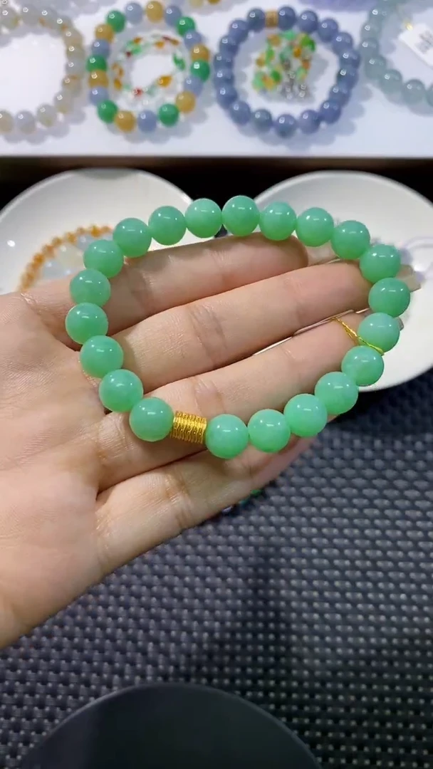 散珠翡翠卡9青苹果绿手串