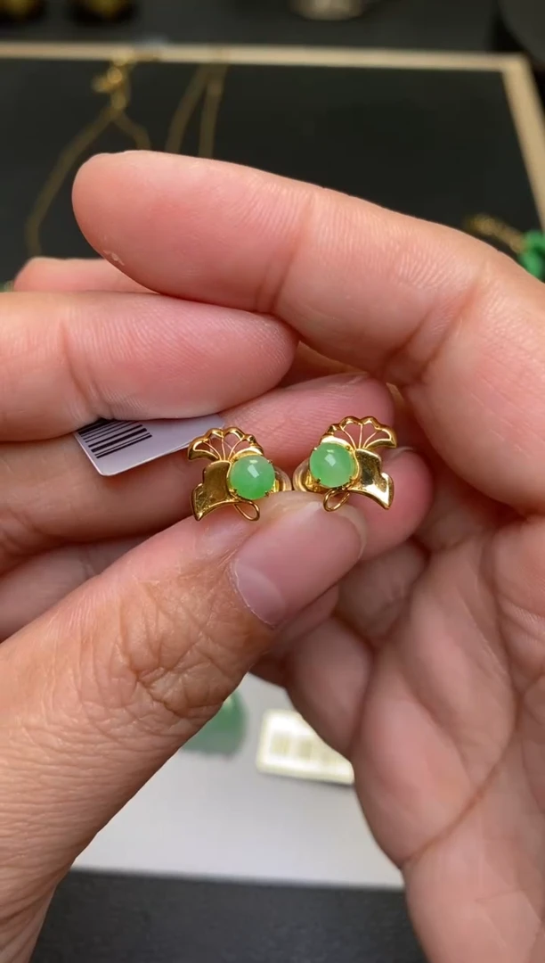 颈饰18K金镶嵌翡翠暗**袖净货1523