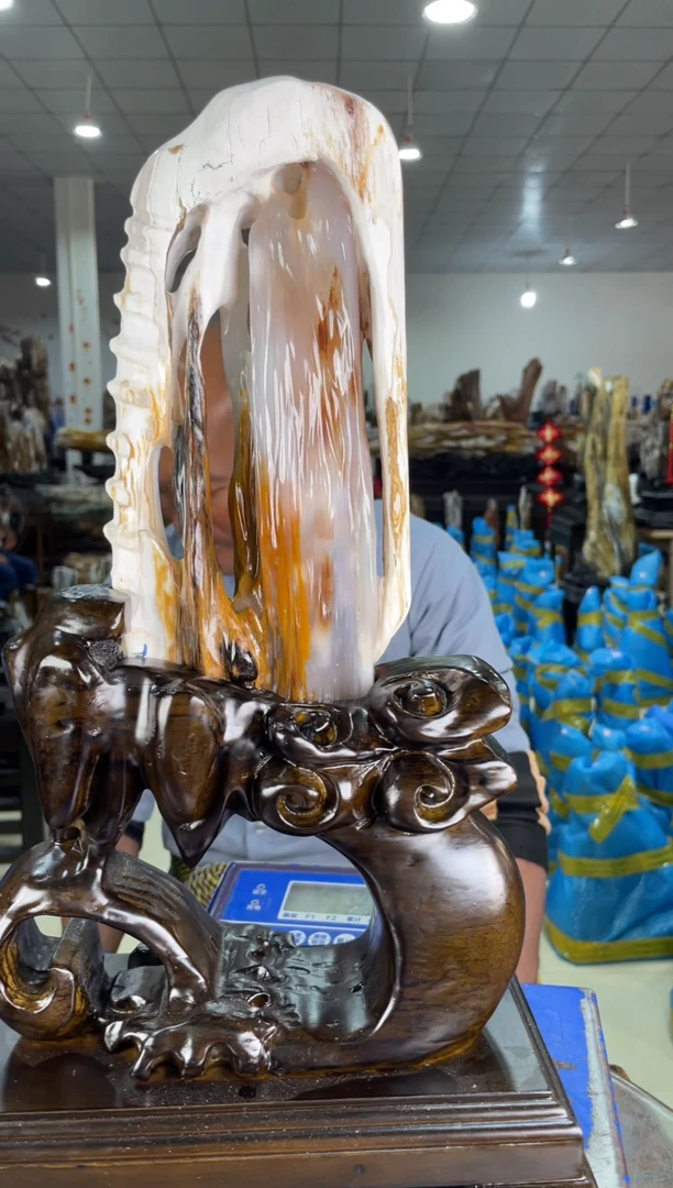 【闪购商品】硅化玉摆件未镶嵌40