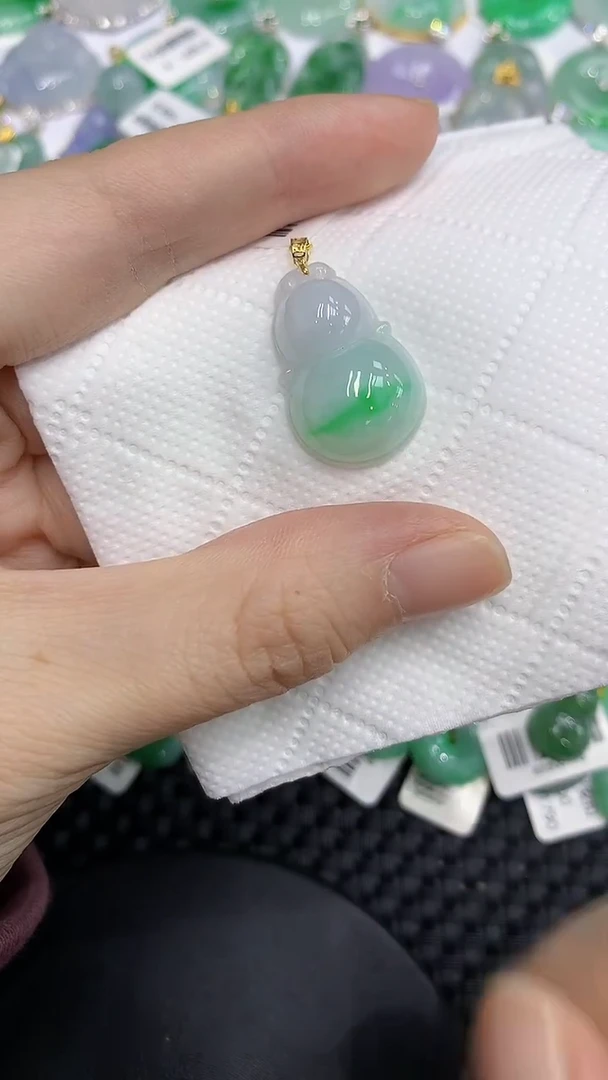 颈饰18K金镶嵌翡翠11111111111111111