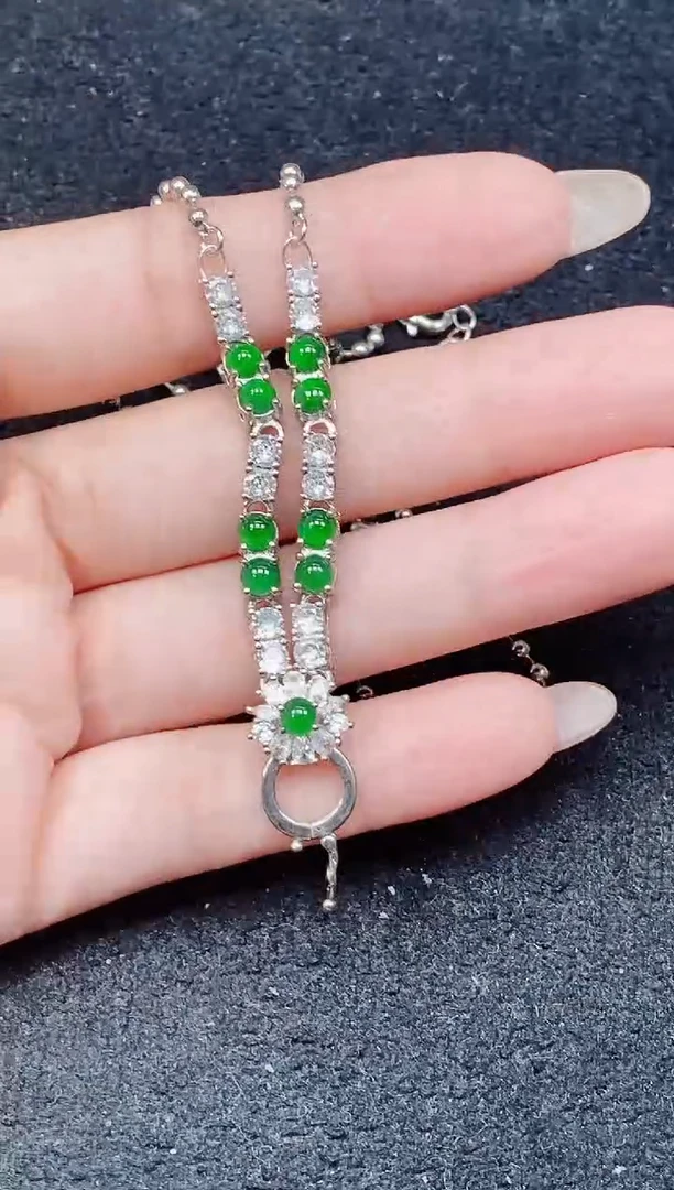 颈饰未镶嵌翡翠天然A货翡翠，保A保真