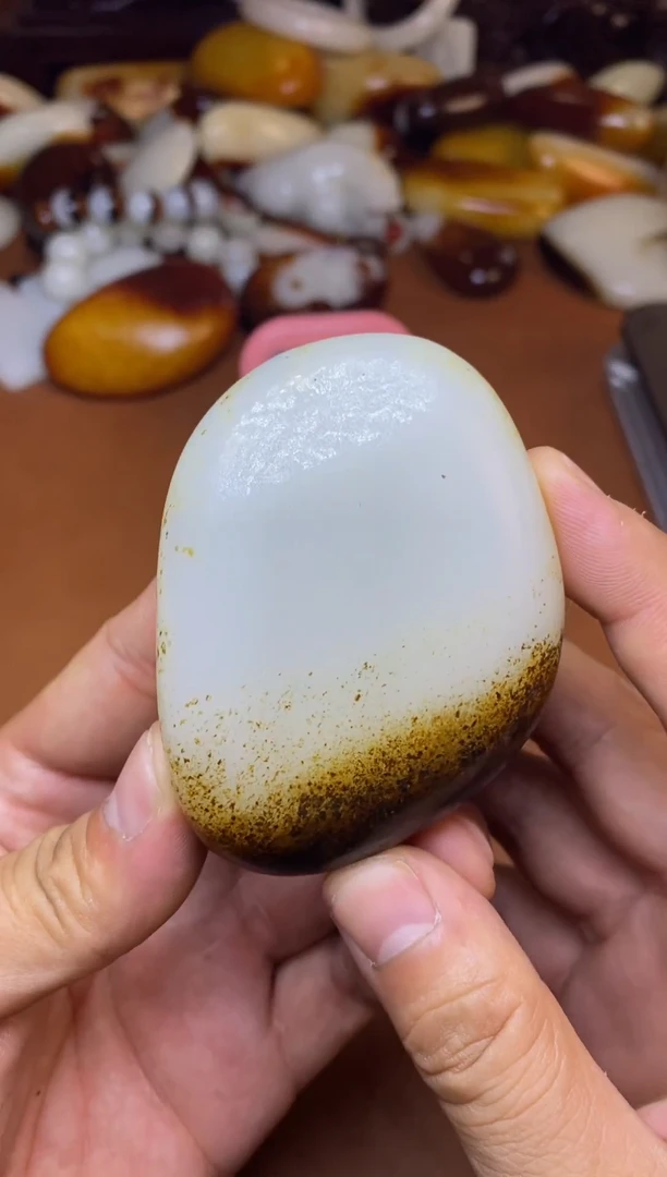 未镶嵌和田玉把件枯***.和田玉