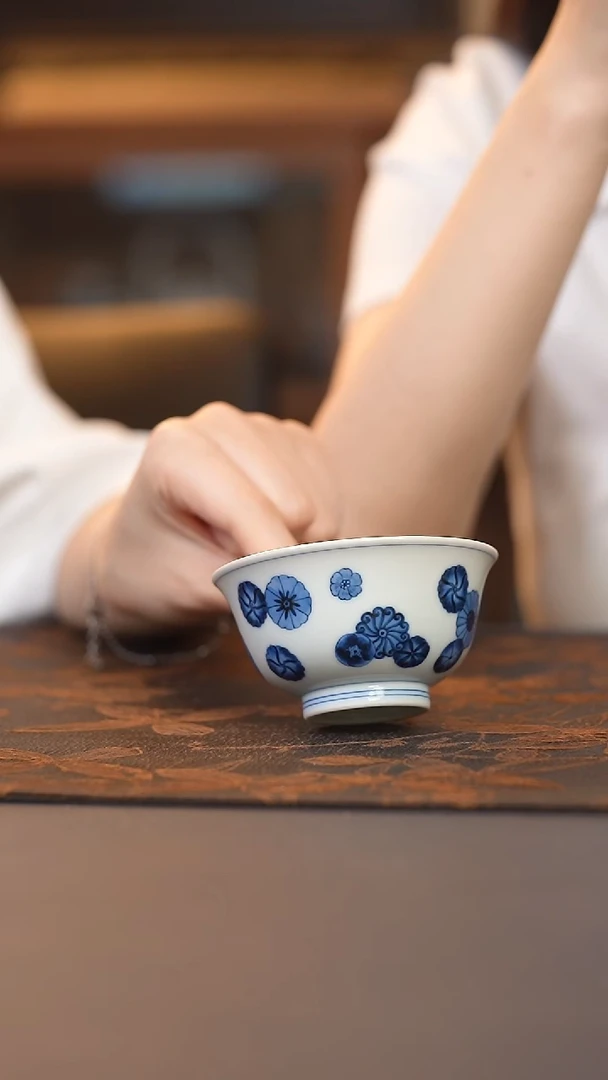 志纯窑荷花压手杯
