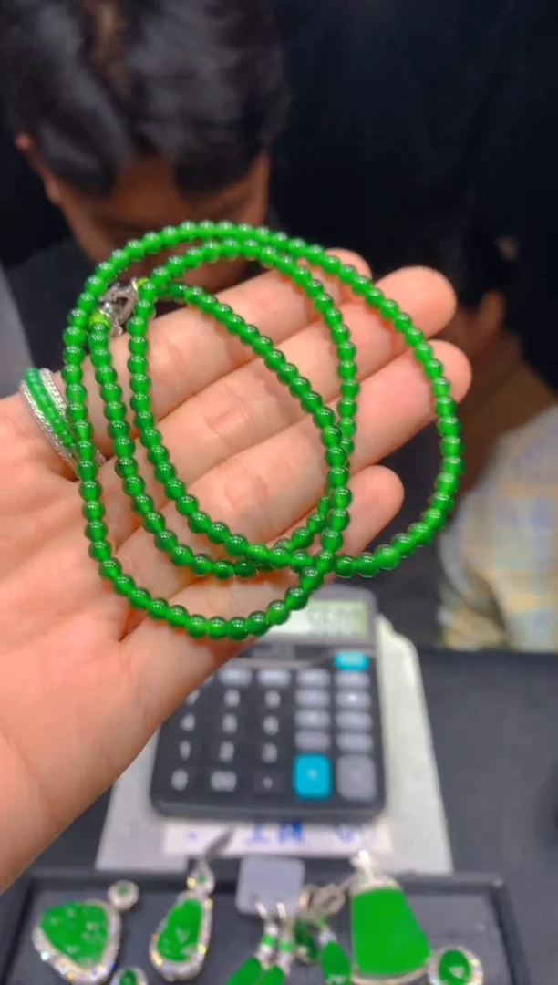 【闪购商品】定制翡翠未镶嵌116多样性发货（发其一）