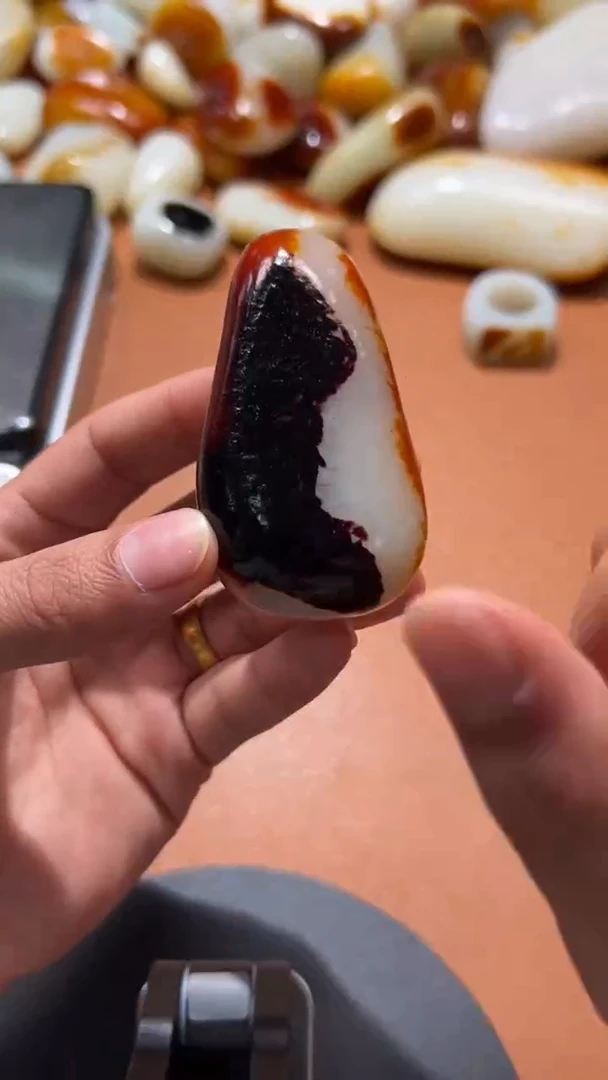 未镶嵌和田玉把件哈**️和田玉