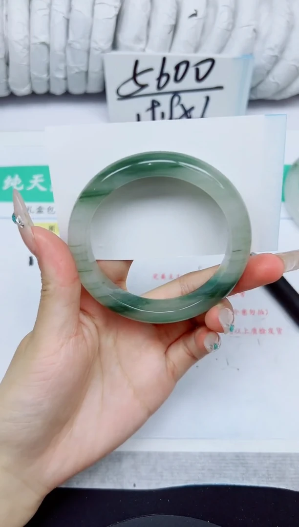 石英质玉手镯未镶嵌245/56