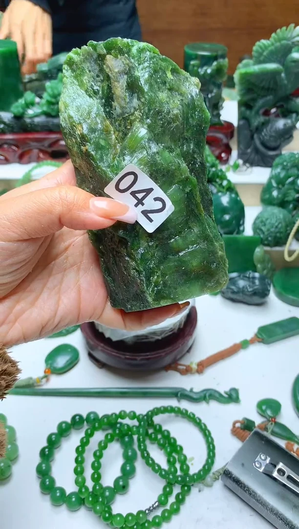 未镶嵌和田玉珠宝半成品1