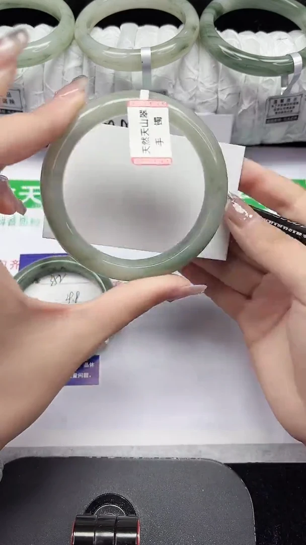 未镶嵌手镯石英质玉353-58/59